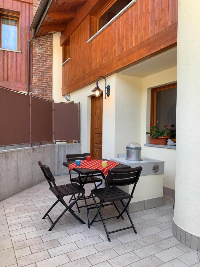 Casa Vacanze Anais Nus Eksteriør billede